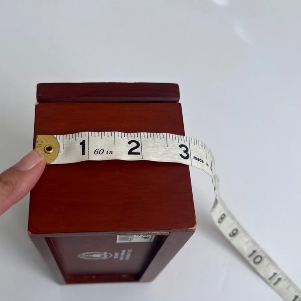Disney Parks‎ Mickey Mouse Wooden Keepsake Trinket Box Cherry Finish
